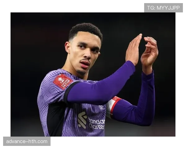 特伦特·亚历山大-阿诺德欧冠半决赛快发角球成名战解析