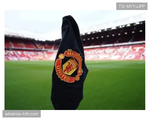 曼联转会策略是否失误,当前赛季表现波动与竞争格局面临考验 曼联转会策略是否失误,当前赛季表现波动与竞争格局面临考验