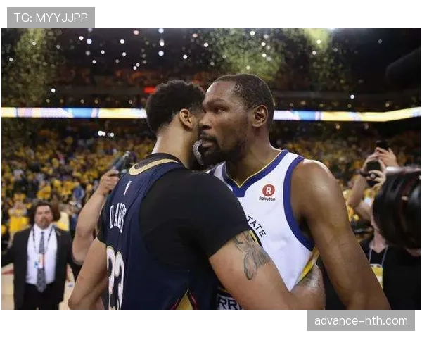 手臂自然位置 vs 扩大防守面积:手球判罚的关键界限在哪?