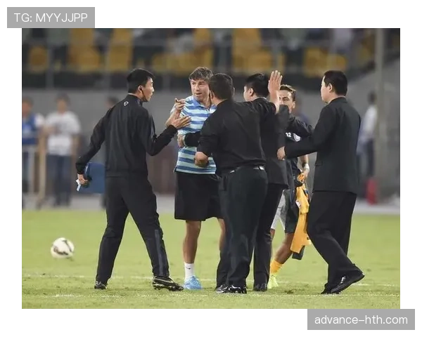 界外球后为何越位判罚无效?规则背后逻辑解析