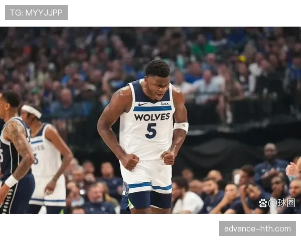 唐斯无球牵制力提升，拉开空间改变森林狼进攻结构